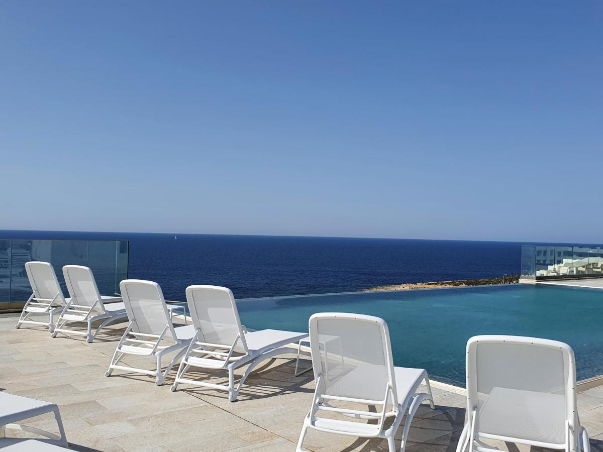 Seaview - Adults Only 16 Hotel