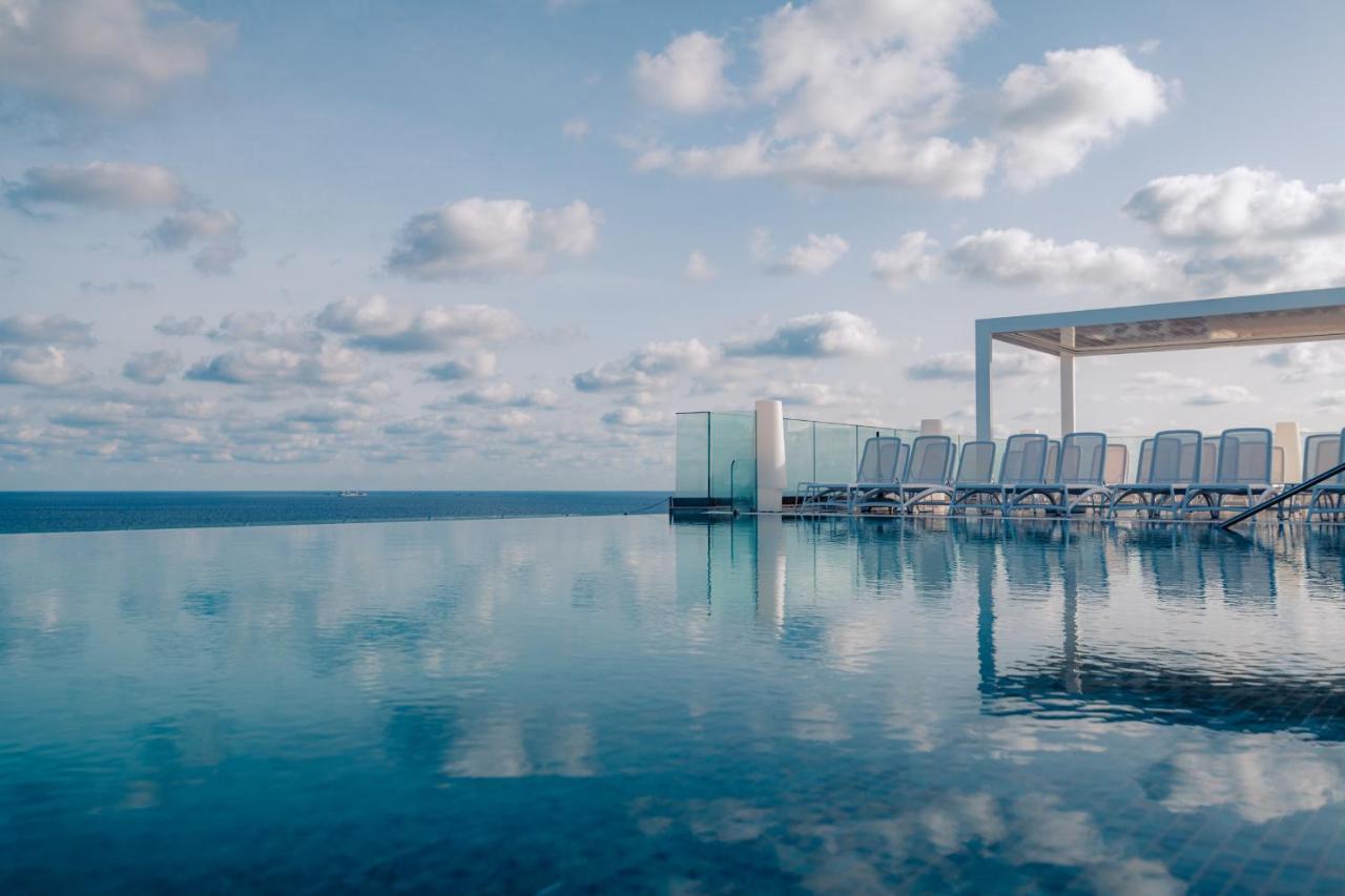 Seaview - Adults Only 16 Hotel 4*